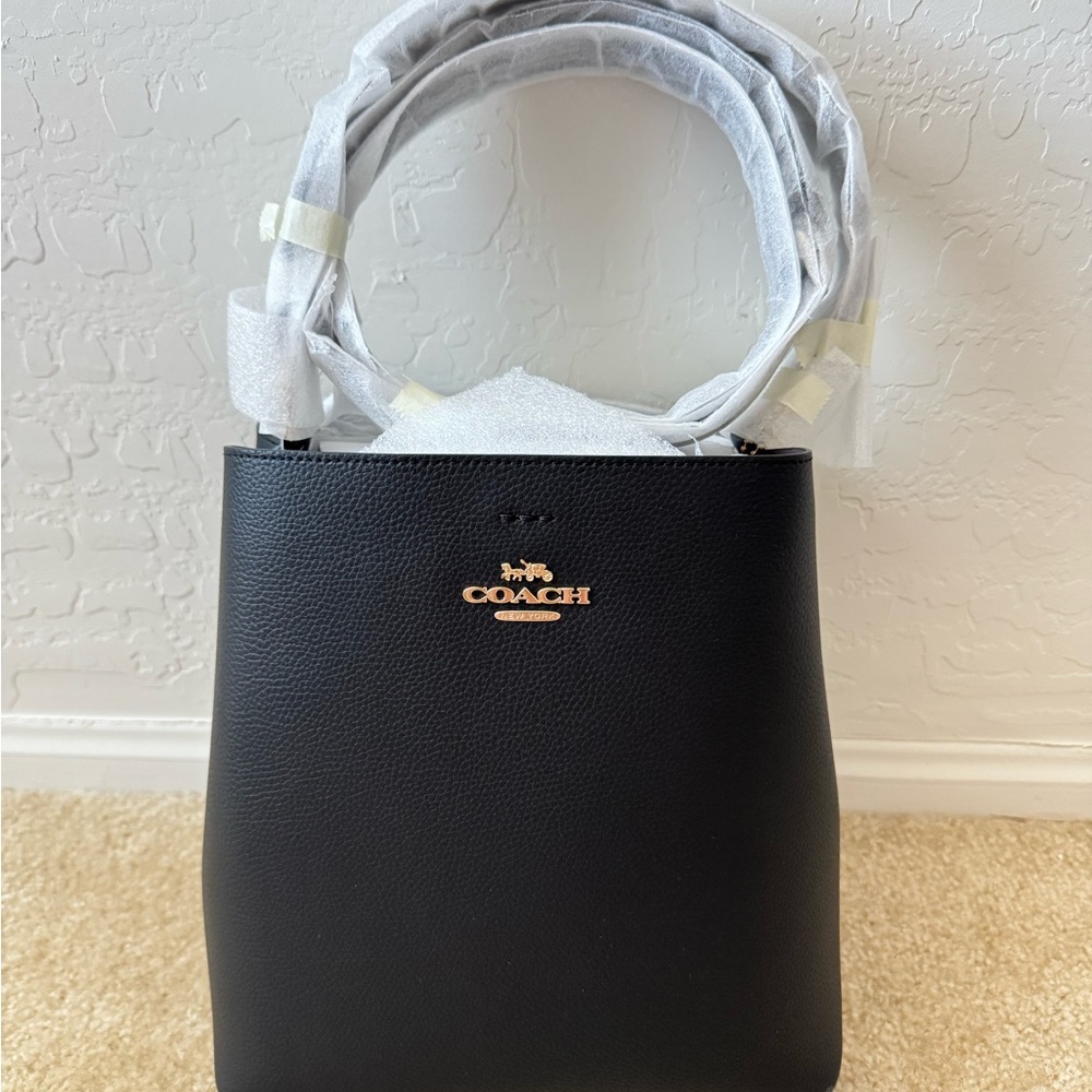 Coach 91122 Town Buck Bag Black Leather